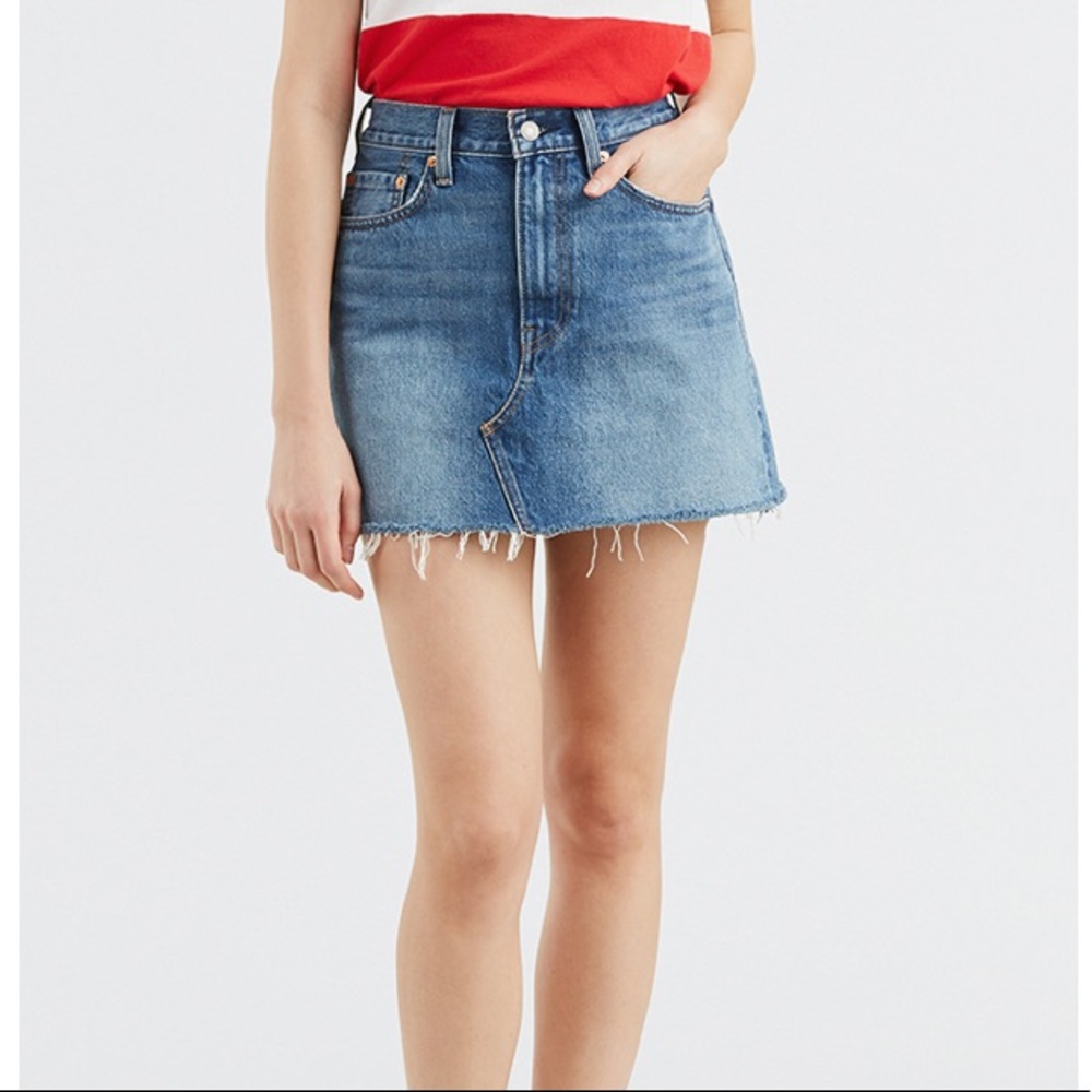 Levi’s Deconstructed Mini Skirt - Picture 1 of 5